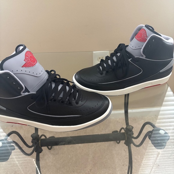 Brand new Retro air jordan 2 - Picture 2 of 5